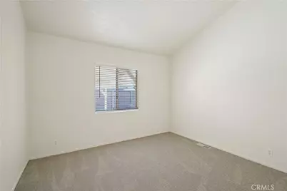 20240 Shadow Island Drive, Canyon Country, CA 91351 - Photo 19