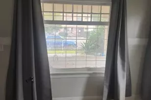 1200 W 39th Pl, Los Angeles, CA 90037 - Photo 9