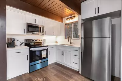32703 Tulip Lane, Arrowbear, CA 92382 - Photo 13