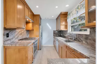 20539 Enadia Way, Winnetka, CA 91306 - Photo 23