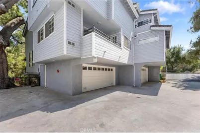 23163 Mulholland Drive Unit 6, Woodland Hills, CA 91364 - Photo 25