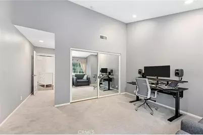 23163 Mulholland Drive Unit 6, Woodland Hills, CA 91364 - Photo 17