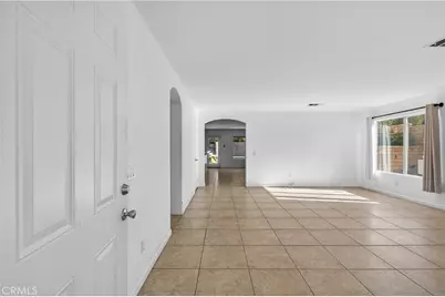 28504 Old Coach Ct Court, Saugus, CA 91390 - Photo 3