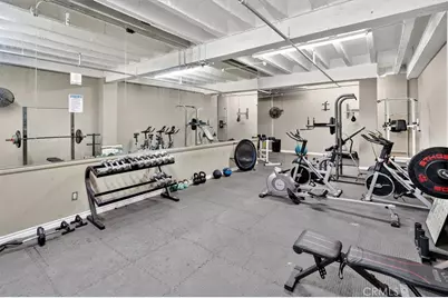 312 W 5th #907, Los Angeles, CA 90013 - Photo 29