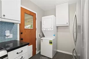 2117 N Screenland, Burbank, CA 91505 - Photo 13