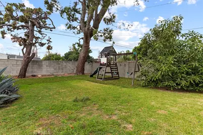 2117 N Screenland, Burbank, CA 91505 - Photo 25