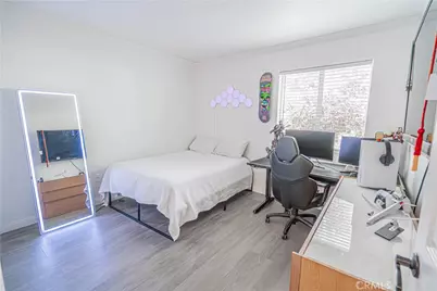 15543 Dearborn, North Hills, CA 91343 - Photo 7