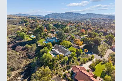 25123 Barnhill, Saugus, CA 91350 - Photo 51