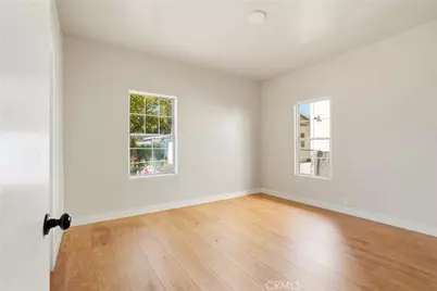 537 N Cummings Street, Los Angeles, CA 90033 - Photo 21