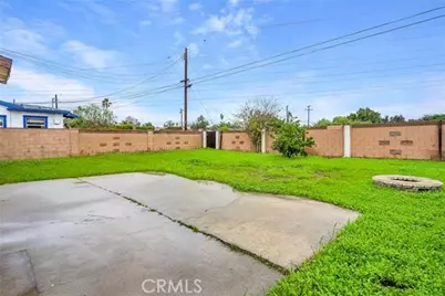 11012 Noble, Mission Hills (San Fernando), CA 91345 - Photo 23