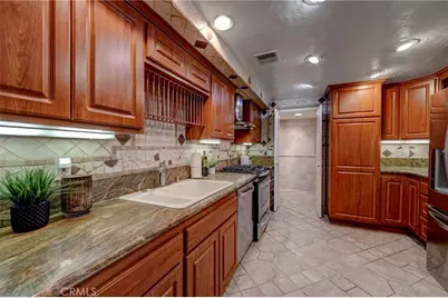 15335 Magnolia #216, Sherman Oaks, CA 91403 - Photo 13