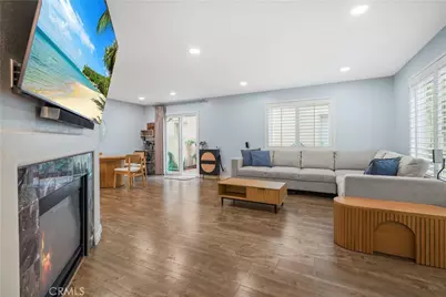 18716 Vista Del Canon #C, Newhall, CA 91321 - Photo 3