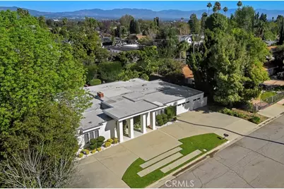 19825 Santa Rita Street, Woodland Hills, CA 91364 - Photo 47