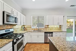 29632 Teasedale Pl, Castaic, CA 91384 - Photo 7