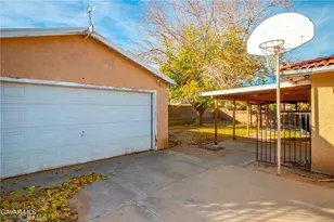 43637 Rembrandt, Lancaster, CA 93535 - Photo 27