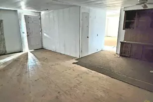 330 Morning Glory Dr, California City, CA 93505 - Photo 5