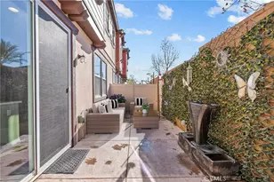 22105 Barrington, Saugus, CA 91350 - Photo 29