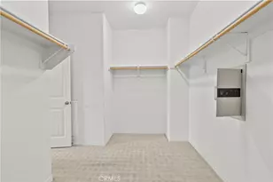 22105 Barrington, Saugus, CA 91350 - Photo 29