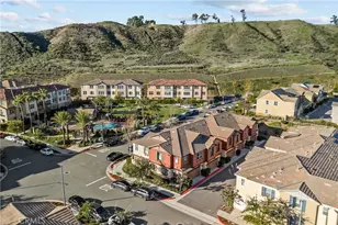 22105 Barrington, Saugus, CA 91350 - Photo 43