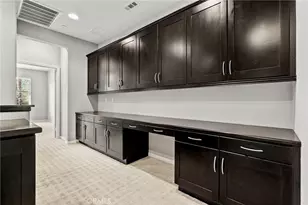 22105 Barrington, Saugus, CA 91350 - Photo 19