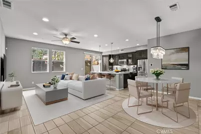 22105 Barrington, Saugus, CA 91350 - Photo 5