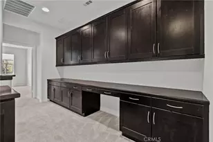 22105 Barrington, Saugus, CA 91350 - Photo 23