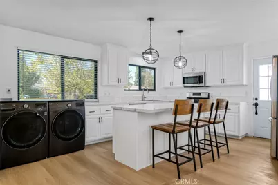 8400 Chimineas Avenue, Northridge, CA 91325 - Photo 11