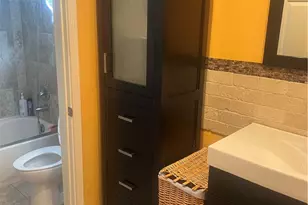 8505 Columbus Ave, North Hills, CA 91343 - Photo 13