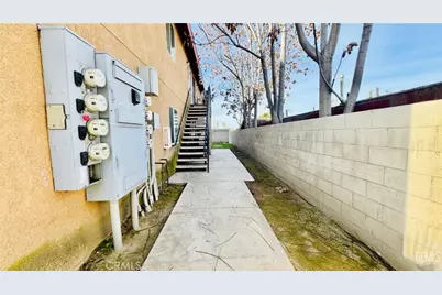 117 N, Bakersfield, CA 93304 - Photo 9