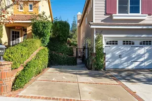 32246 Big Oak Ln, Castaic, CA 91384 - Photo 3