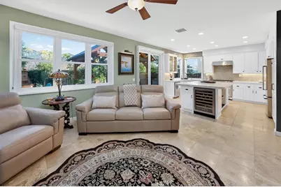 32246 Big Oak Lane, Castaic, CA 91384 - Photo 9