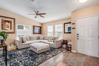 1335 Samra Avenue, Lancaster, CA 93535 - Photo 9