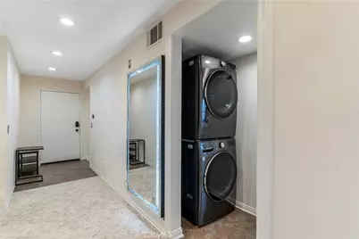 5515 Canoga Ave. #329 #329, Woodland Hills, CA 91367 - Photo 13