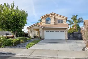 22507 Poplar St, Saugus, CA 91390 - Photo 1