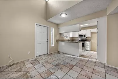 3717 Cypress Glen Boulevard, Bakersfield, CA 93309 - Photo 11