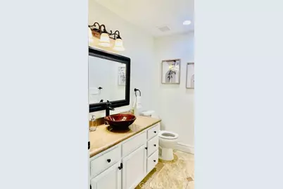 19900 Mariposa Creek Way Way, Porter Ranch, CA 91326 - Photo 13