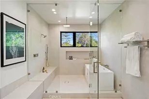 10840 Queensland, Los Angeles, CA 90034 - Photo 41