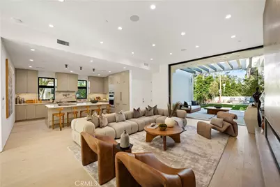 10840 Queensland, Los Angeles, CA 90034 - Photo 13