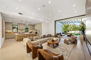 10840 Queensland, Los Angeles, CA 90034 - Photo 13