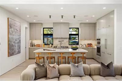 10840 Queensland, Los Angeles, CA 90034 - Photo 21