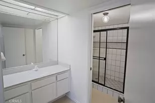 23207 Yvette Ln, Valencia, CA 91355 - Photo 9