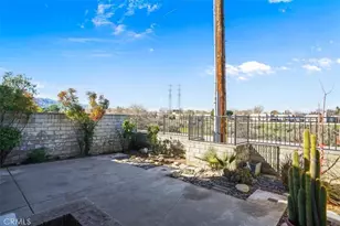 23207 Yvette Ln, Valencia, CA 91355 - Photo 17