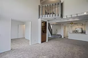 23207 Yvette Ln, Valencia, CA 91355 - Photo 3