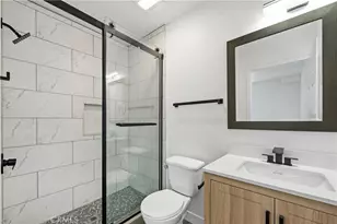 759 E 25, Los Angeles, CA 90011 - Photo 5