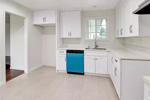 4210 Estrada, Jurupa Valley, CA 92509 - Photo 5