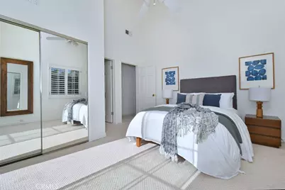 5070 Avenida Oriente, Tarzana, CA 91356 - Photo 23