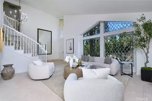 5070 Avenida Oriente, Tarzana, CA 91356 - Photo 3