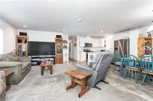 18 Portola, San Fernando, CA 91345 - Photo 9