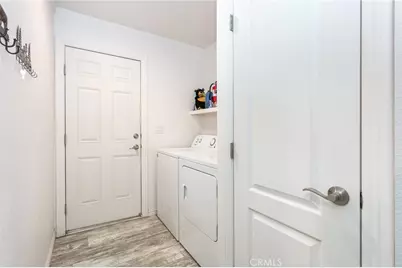 18 Portola, San Fernando, CA 91345 - Photo 21