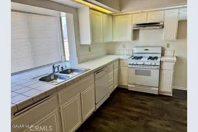 2125 Bramble Lane, Palmdale, CA 93550 - Photo 7